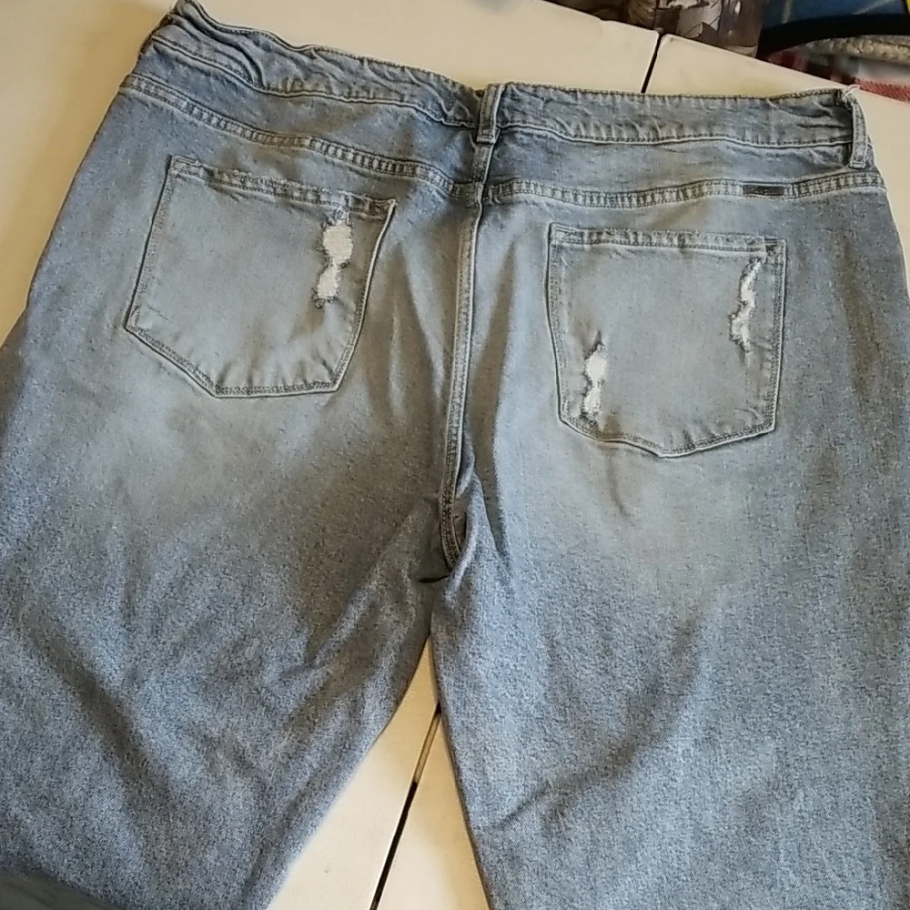 Distressed Blue Jeans - Picture 8 of 8